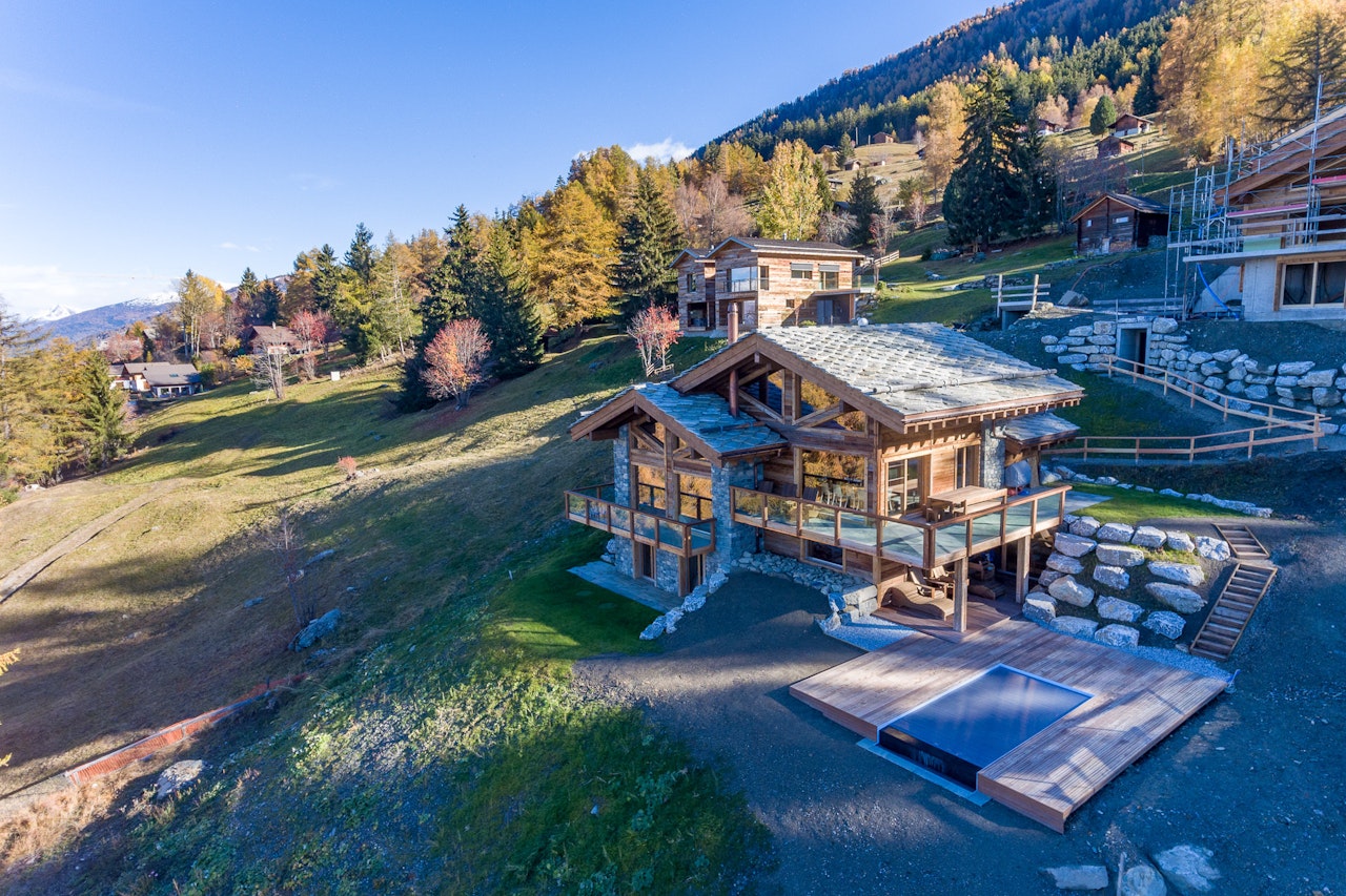 The pound is the strongest against the Swiss Franc in a year